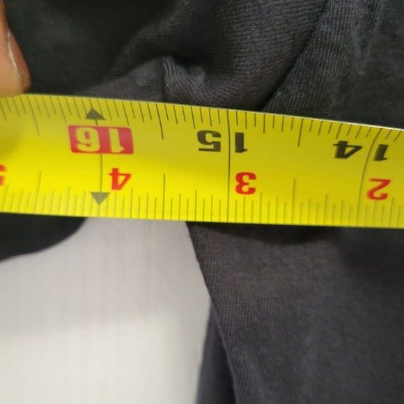 Las Vegas Raiders NFL Men's T Shirt Size S Black Cotton Crew Neck Football Tee - Picture 12 of 12